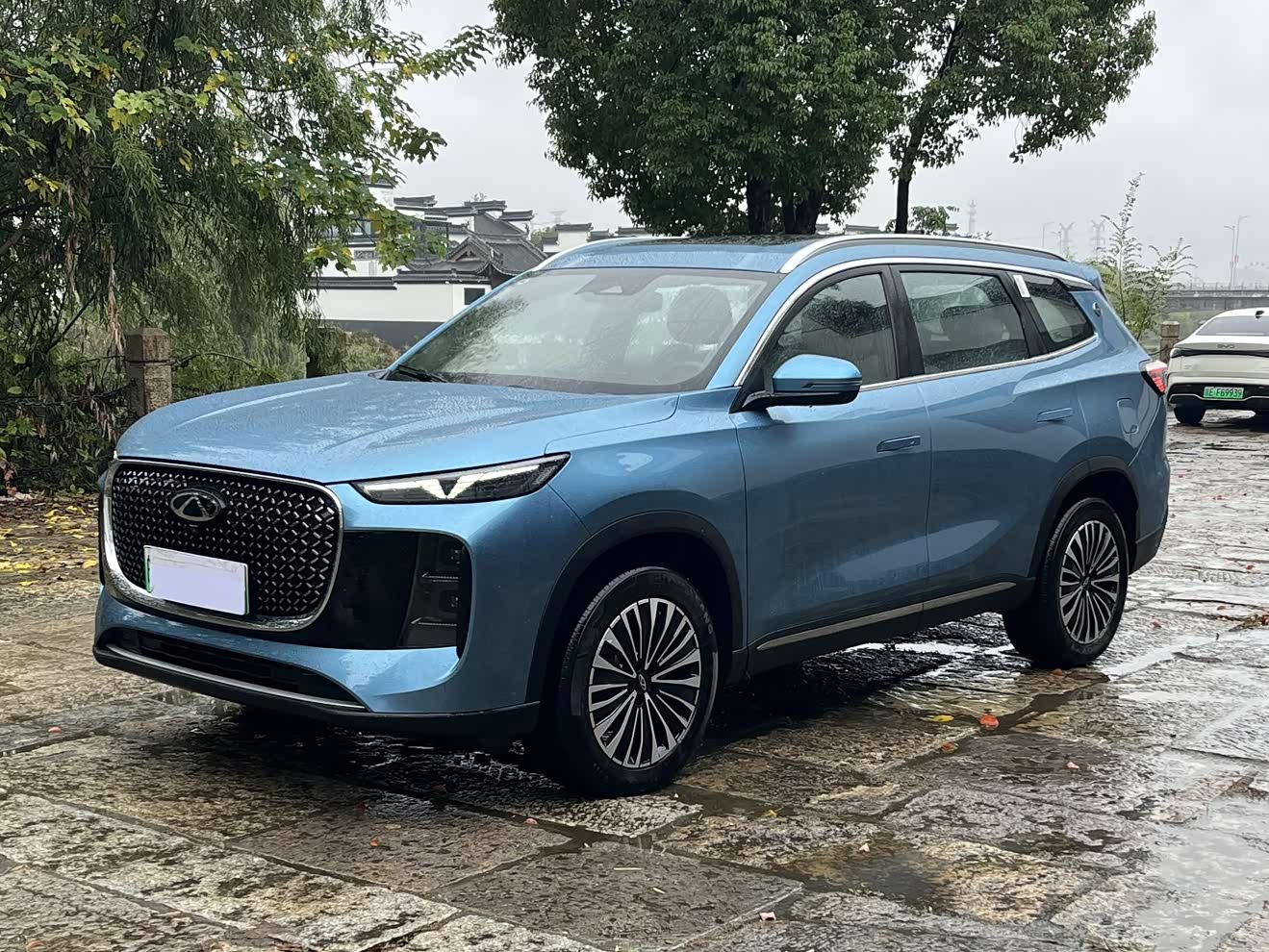 Chery Tiggo8 PLUS C-DM 2024 car image 