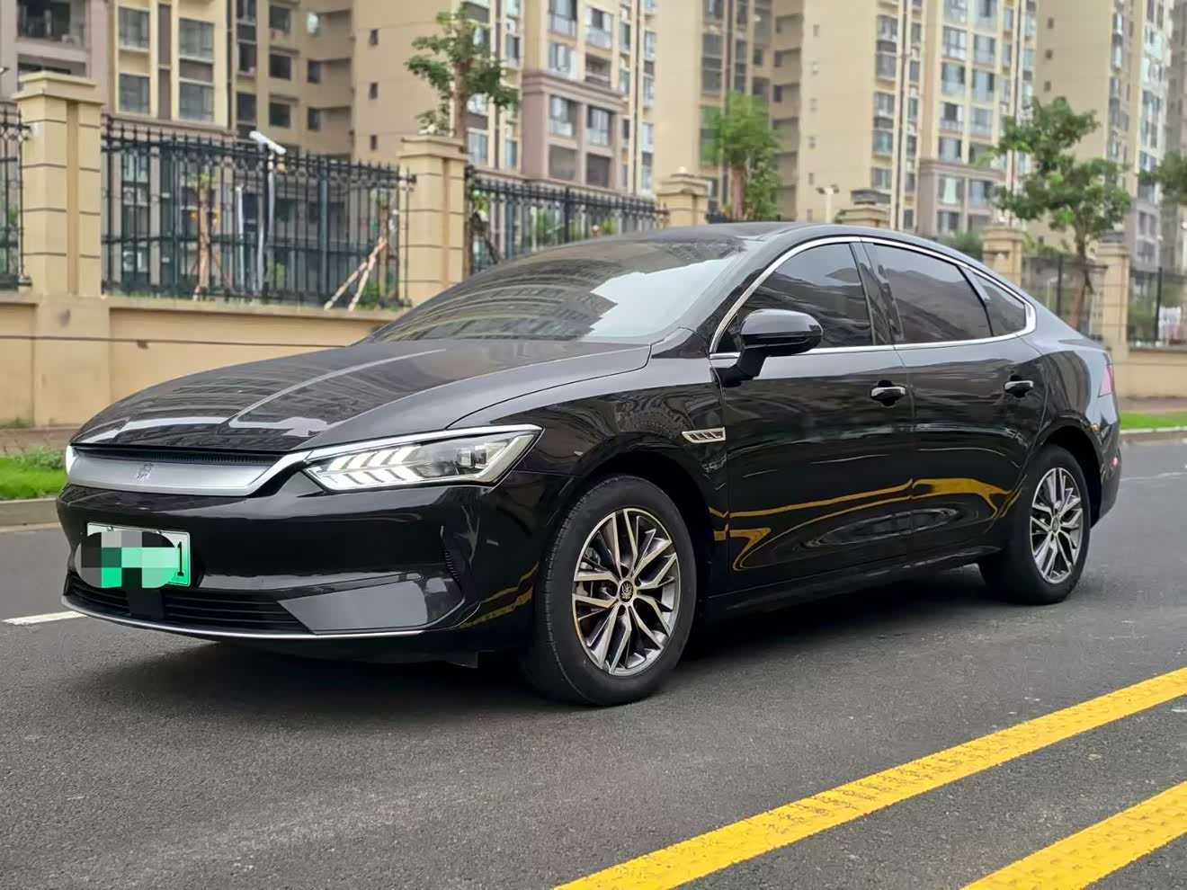 比亚迪 秦PLUS 2023 汽车图片 