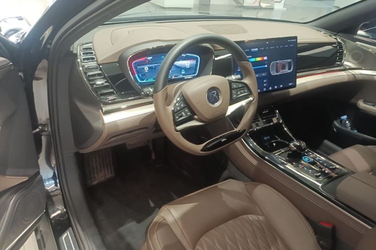 BYD Han 2023 car image #12