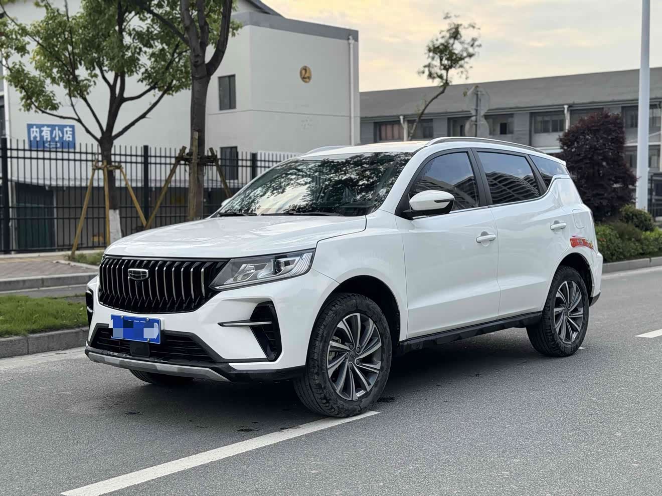 GEELY Vision X6 2022 car image 
