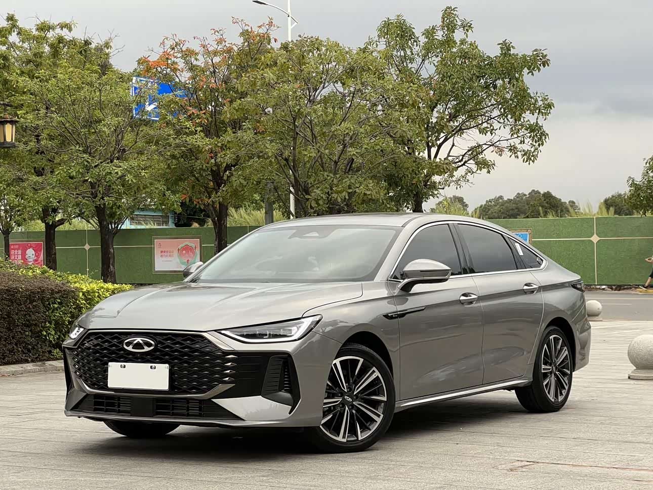 Chery Arrizo 8 Pro 2025 car image 