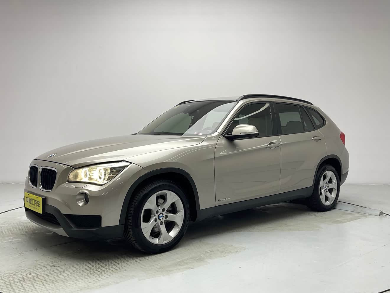 BMW X1 (Imported) 2013 car image 