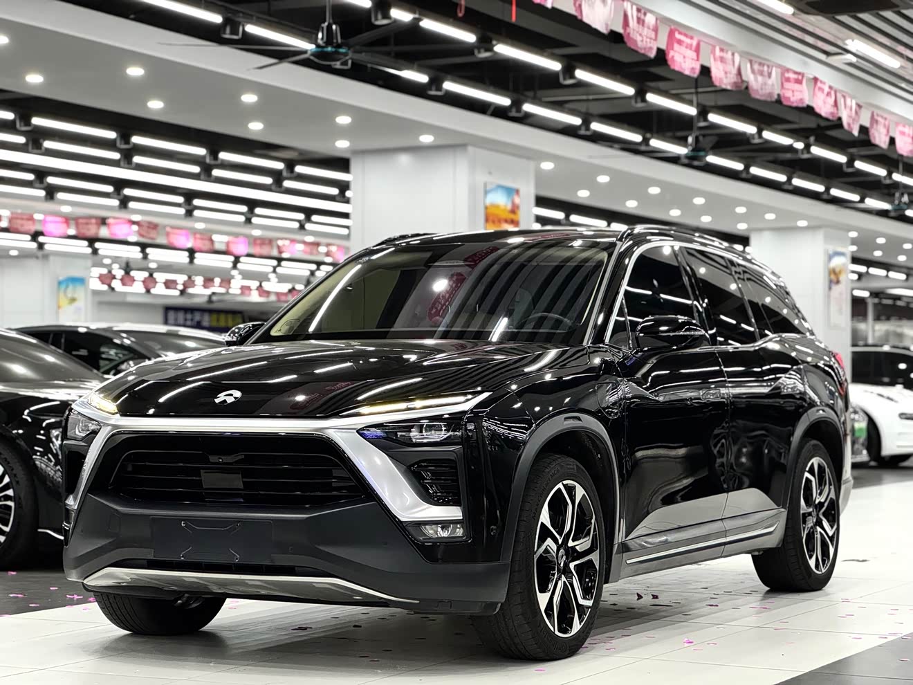 NIO ES8 2018 汽车图片 