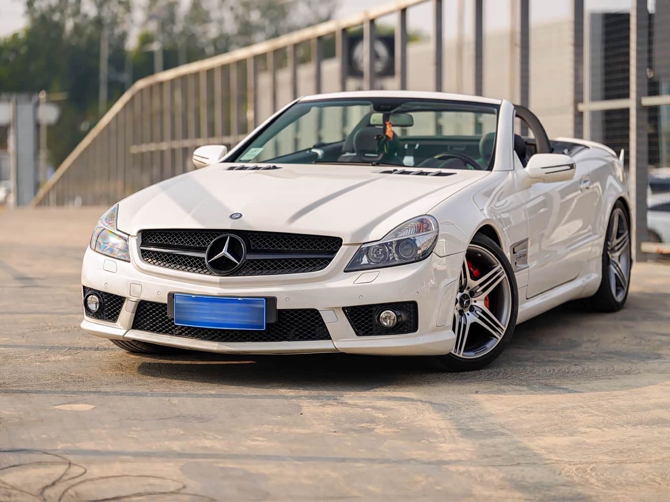 Mercedes-Benz SL AMG 2009 Mercedes-Benz SL AMG 2009 car image
