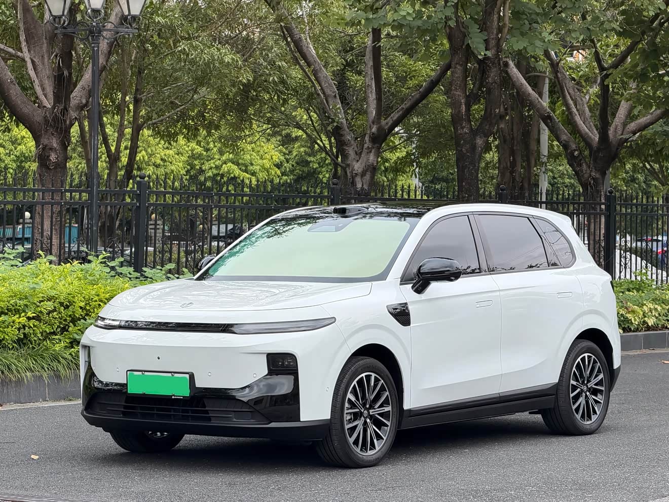 零跑汽车 零跑B10 2025 汽车图片 