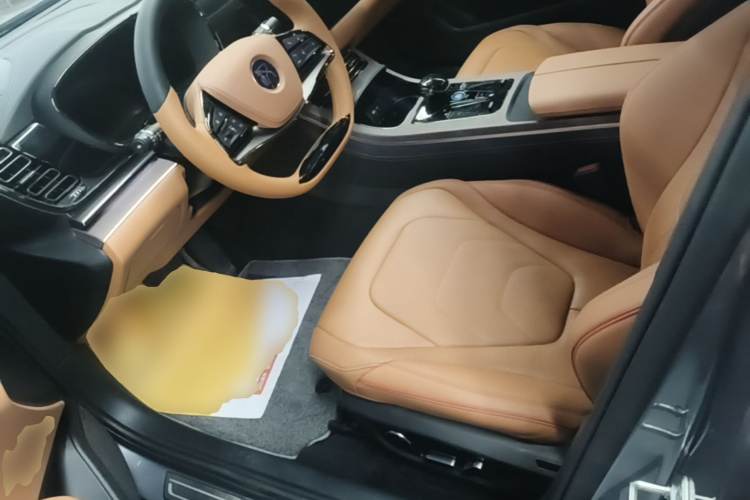 BYD Han 2023 immagine di auto #15