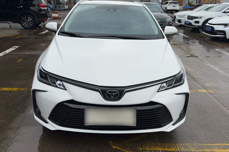 Toyota Corolla 2022 immagine di auto #3