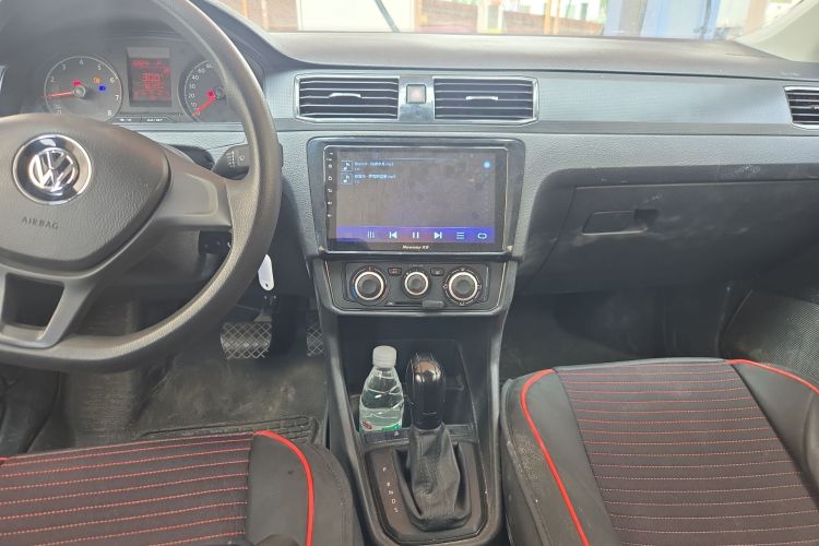 Volkswagen Santana 2019 car image #13