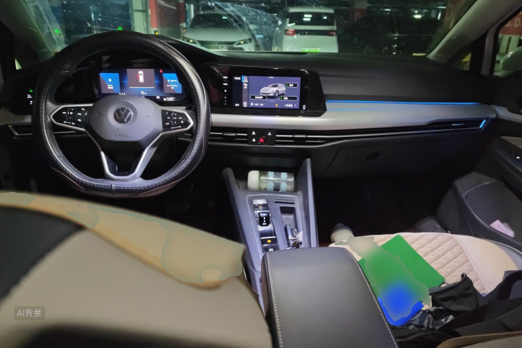 Volkswagen Golf 2022 imagen de coche #11