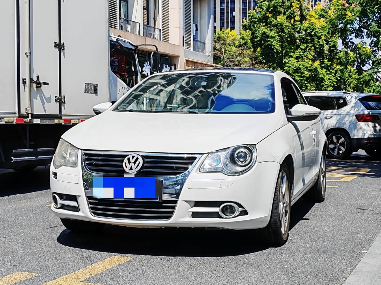 Volkswagen Eos 2011 immagine di auto 