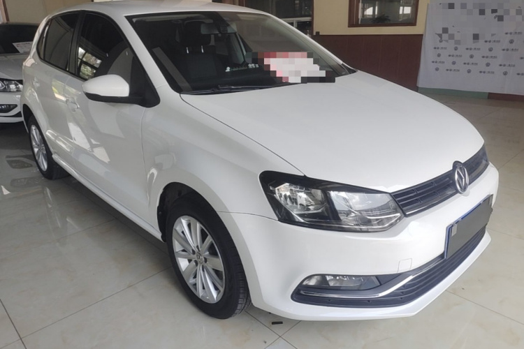 Volkswagen Polo 2015 #4 Volkswagen Polo 2015 car image #4