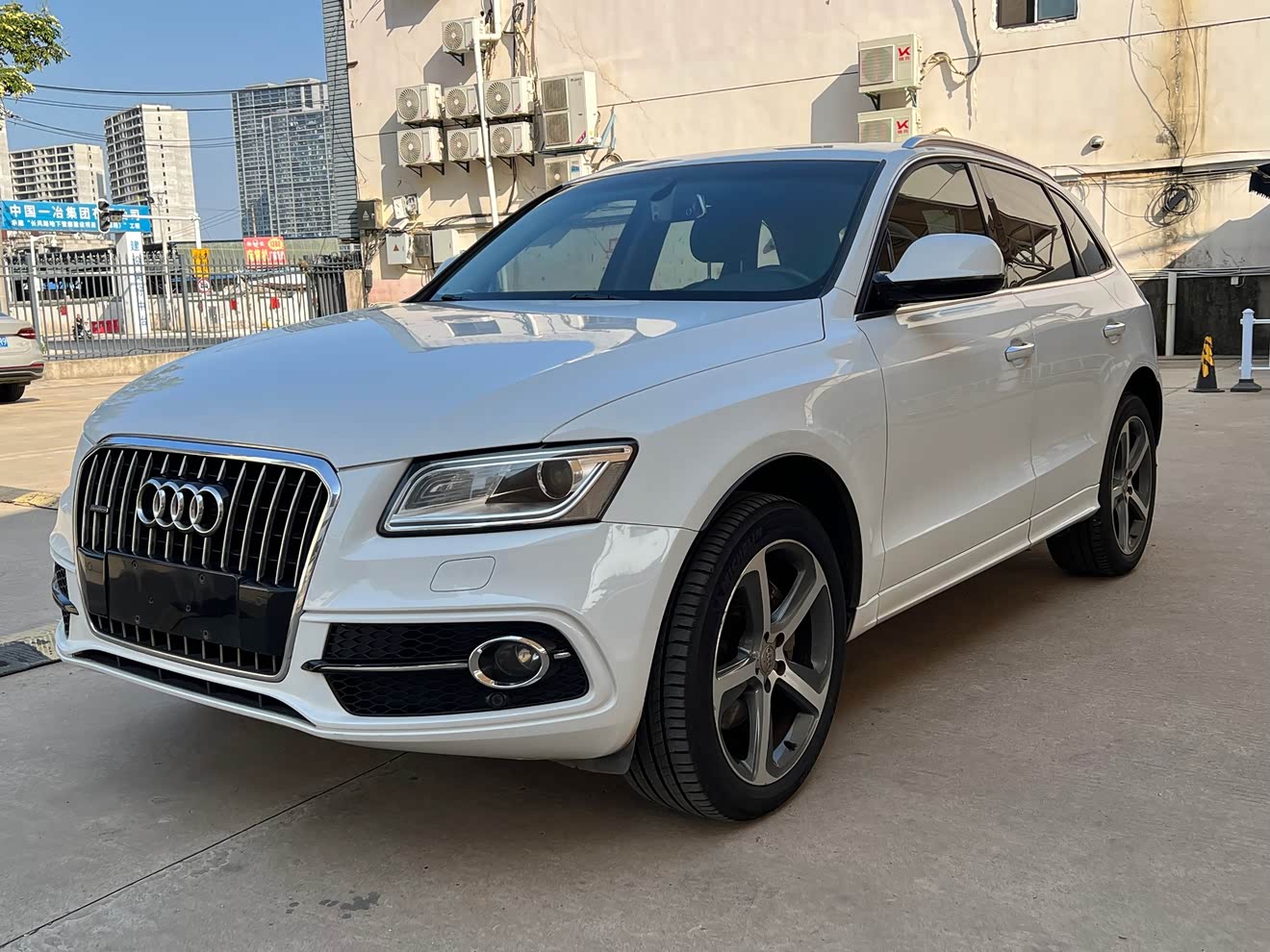 Audi Q5 (Imported) 2016 car image 