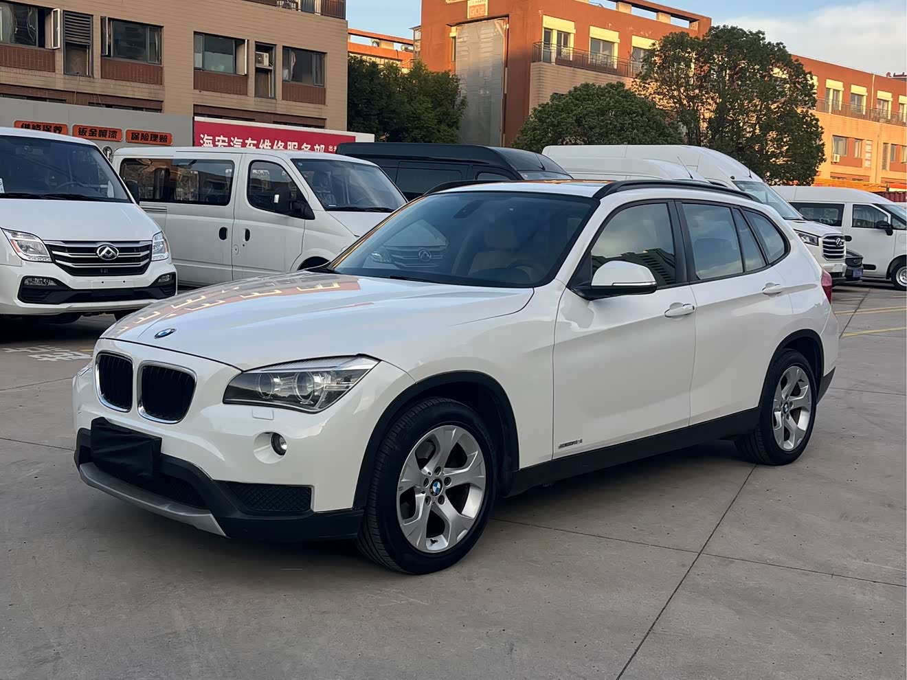 BMW X1 (Imported) 2012 car image 