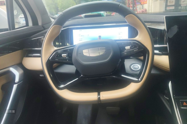GEELY Boyue L 2023 car image #12