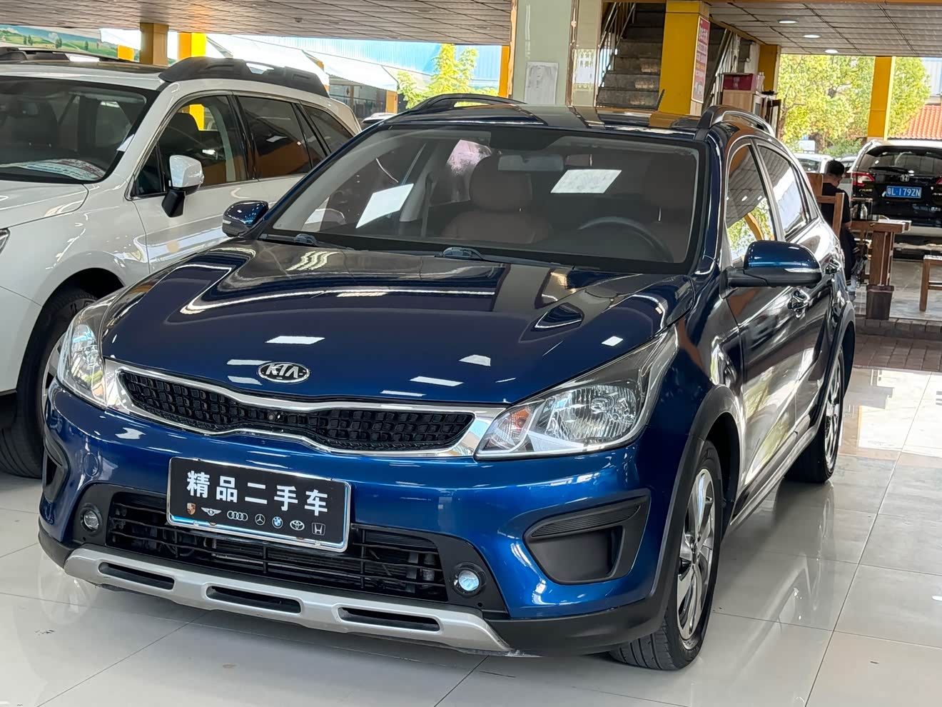 Kia Rio Cross 2017 汽车图片 