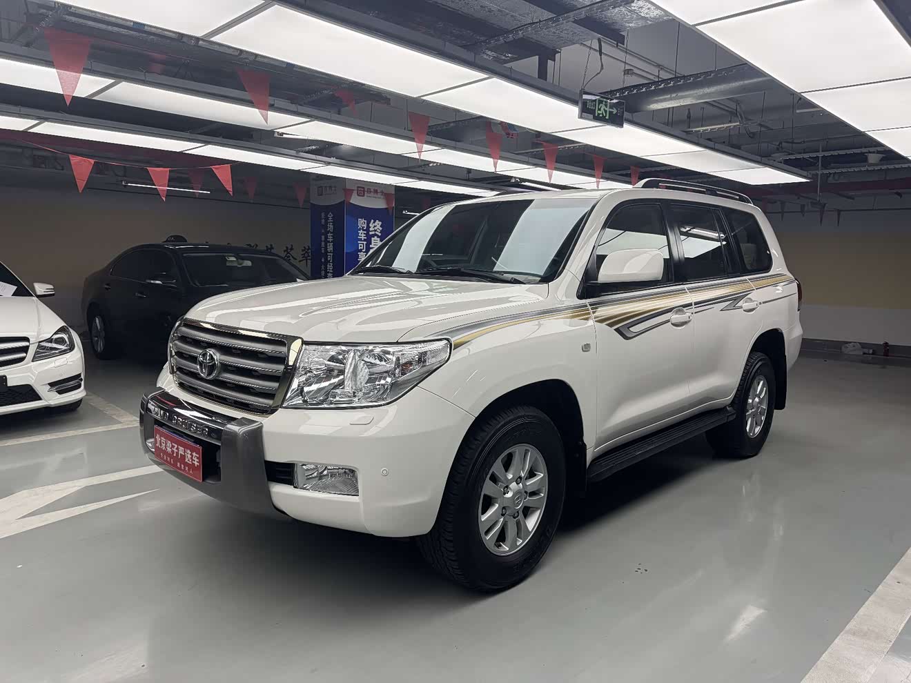 Toyota Land Cruiser 2010 Toyota Land Cruiser 2010 immagine di auto