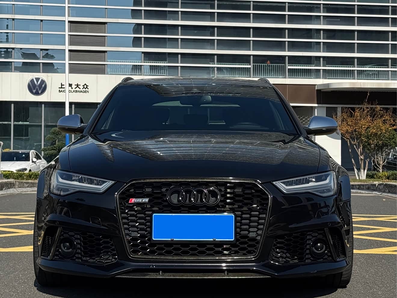 Audi RS 6 2018 car image 