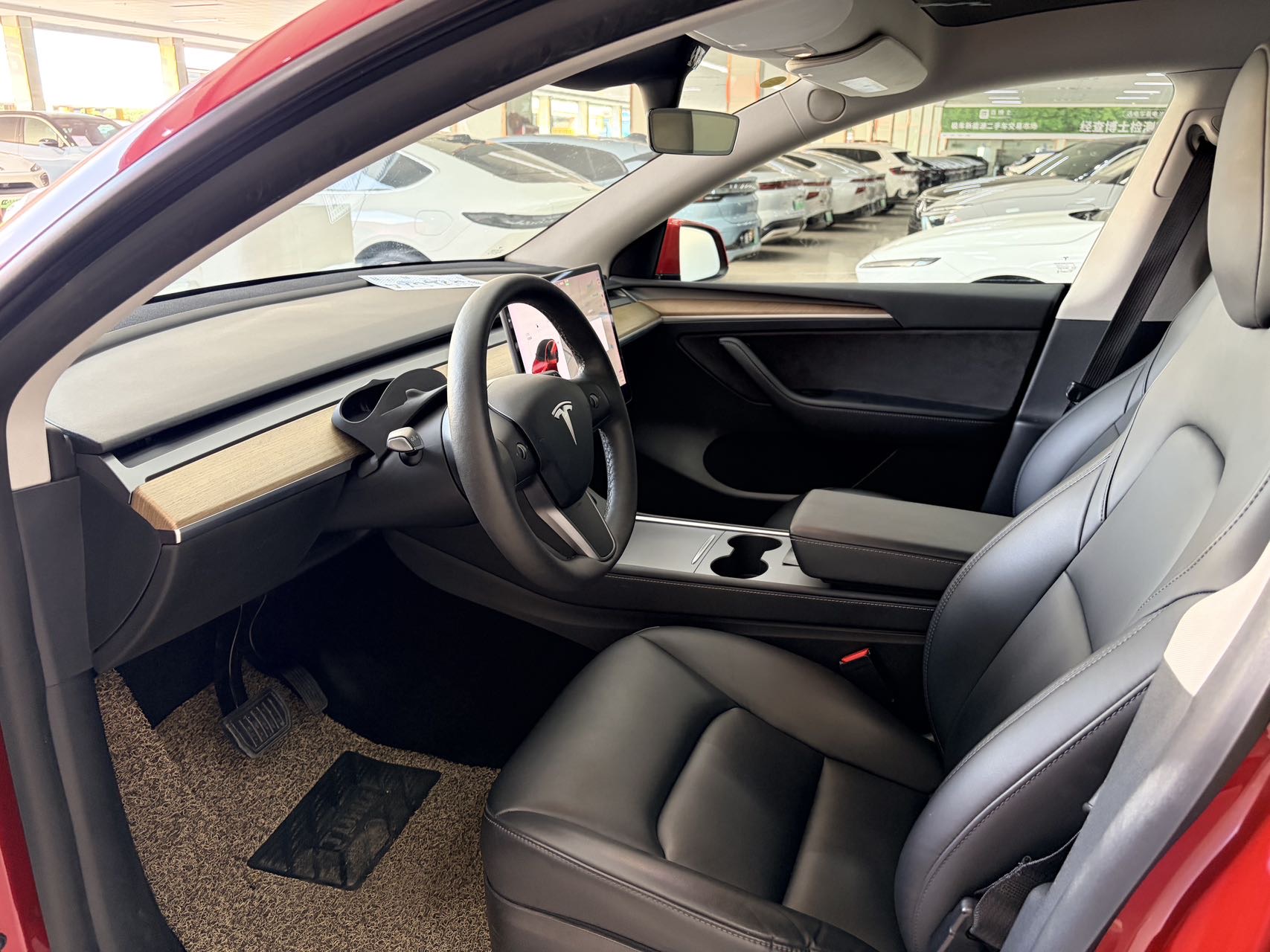Tesla Model Y 2021 #8 Tesla Model Y 2021 car image #8