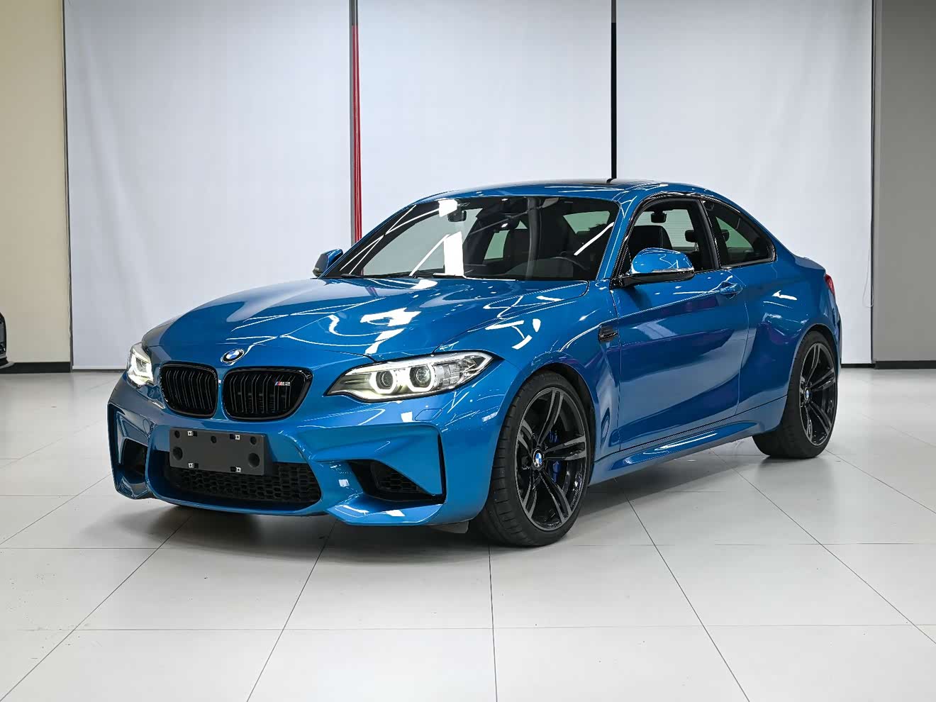 BMW M2 2017 car image 