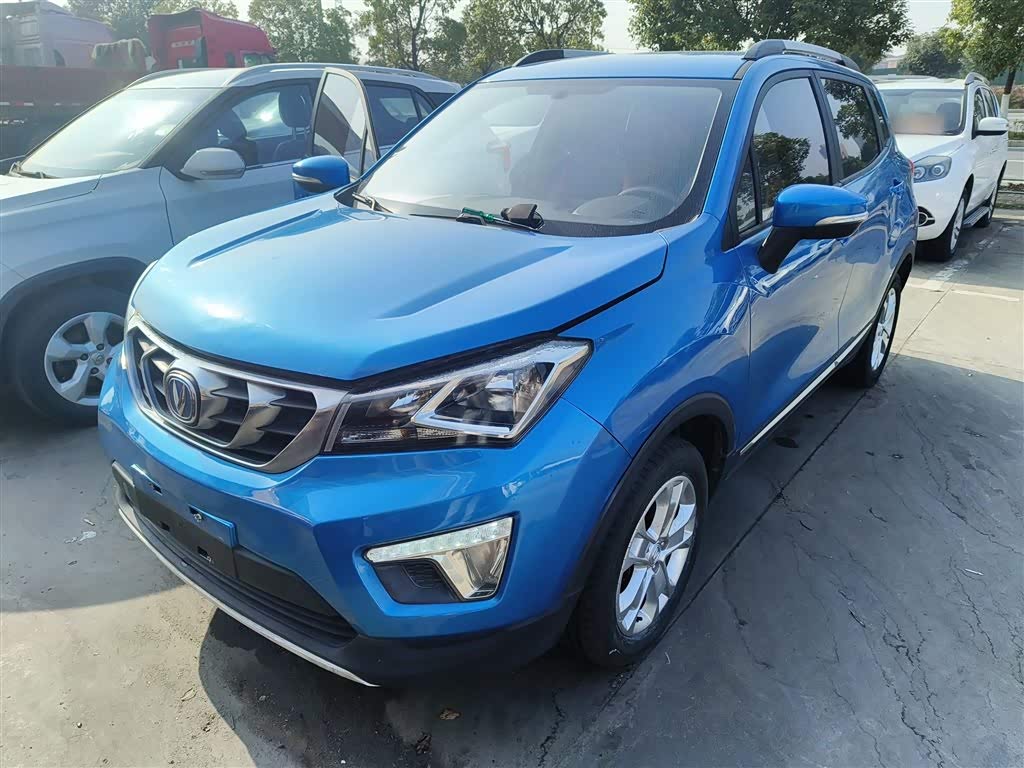 Changan CS15 2017 Changan CS15 2017 car image