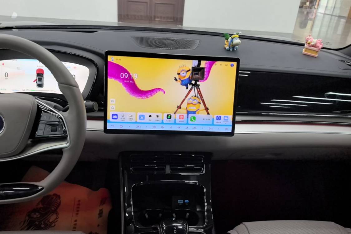 BYD Han 2024 immagine di auto #19