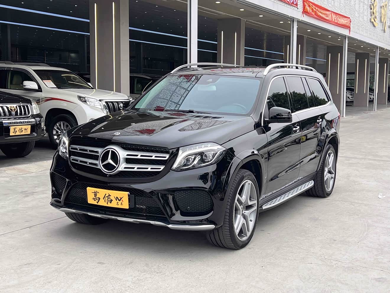 Mercedes-Benz GLS Class 2018 Mercedes-Benz GLS Class 2018 car image
