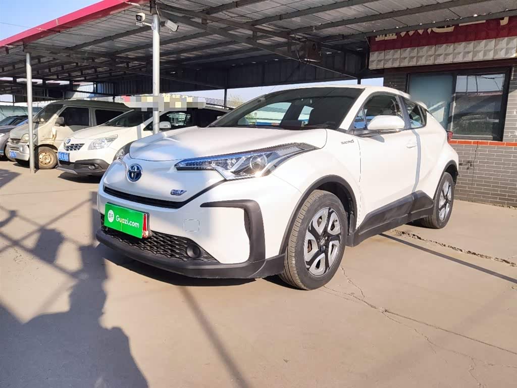 Toyota C-HR EV 2021 Toyota C-HR EV 2021 immagine di auto