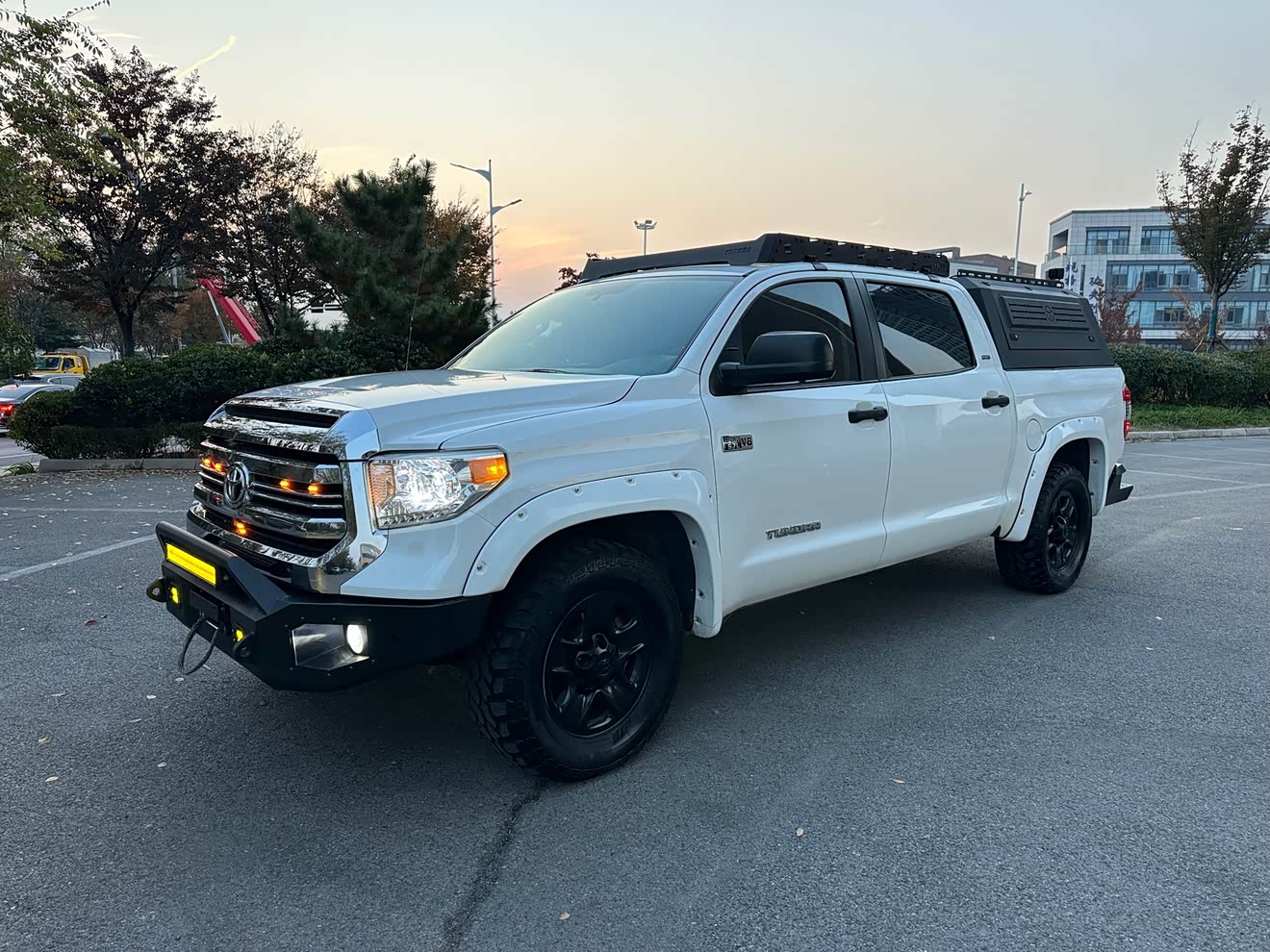 Toyota Tundra 2016 Toyota Tundra 2016 immagine di auto