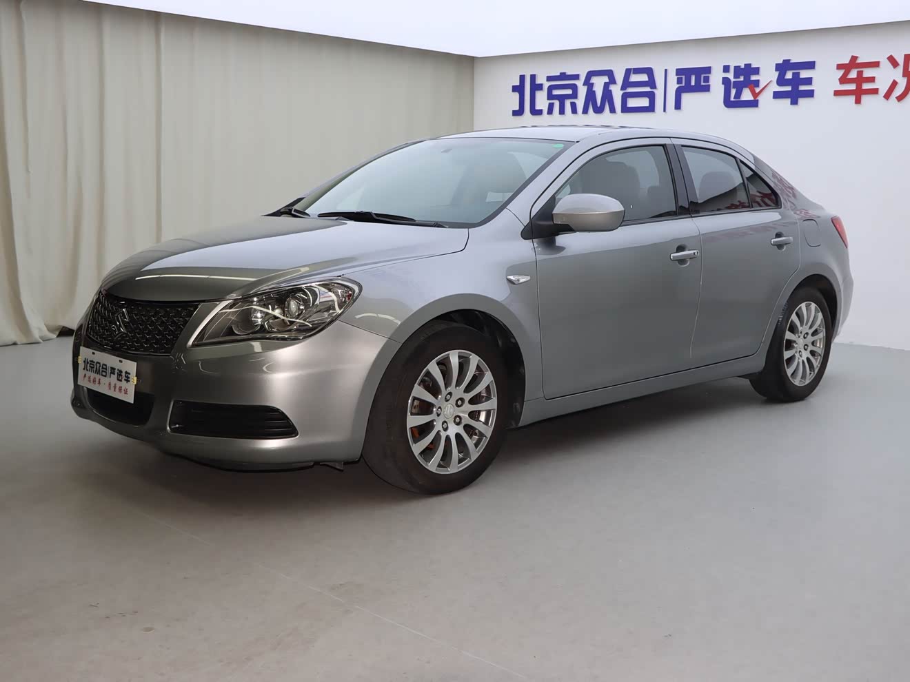 Suzuki 2013 car image 