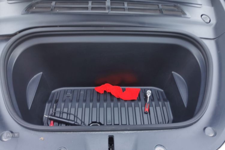 Tesla Model Y 2023 car image #22