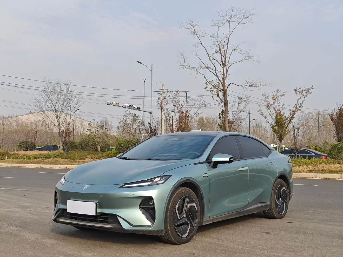 Deepal L07 2025 car image 