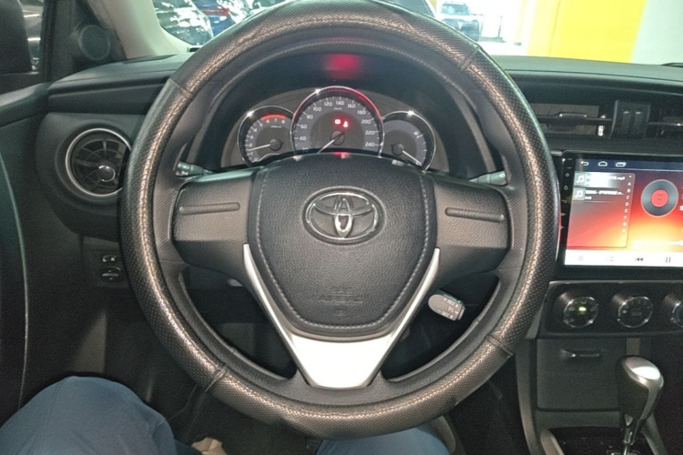 Toyota Corolla 2019 #11 Toyota Corolla 2019 car image #11
