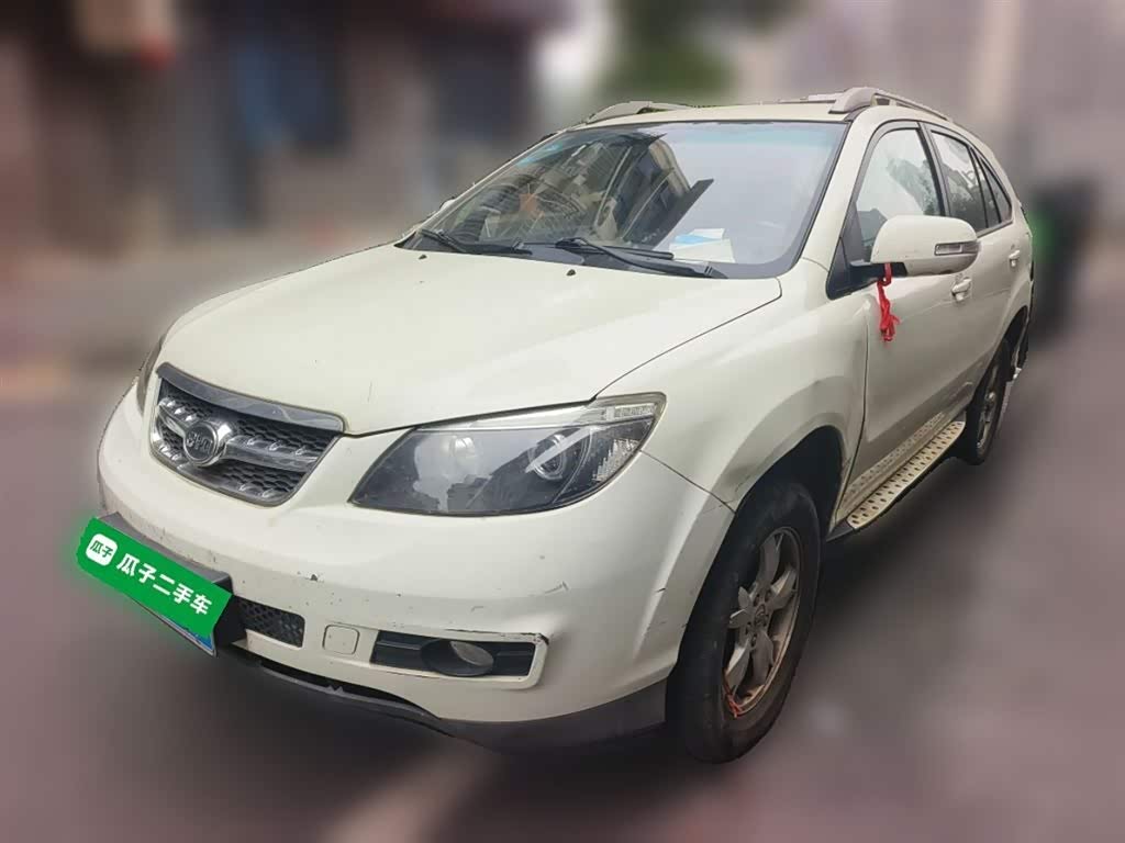 BYD S6 2014 car image 