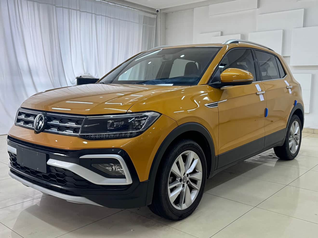 Volkswagen T-Cross 2021 Volkswagen T-Cross 2021 car image