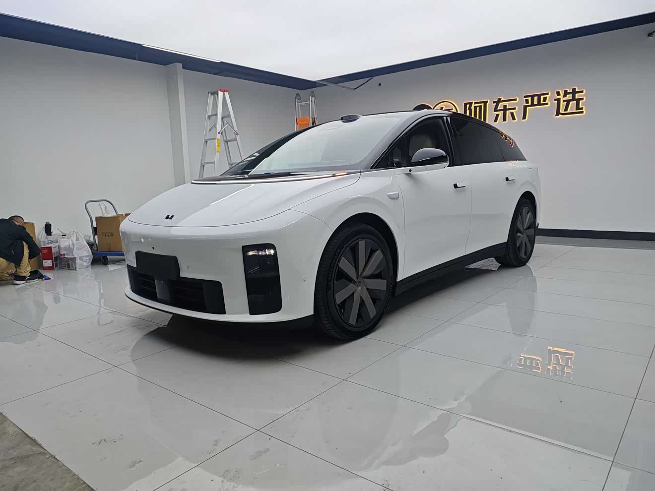 Li i6 2025 汽车图片 