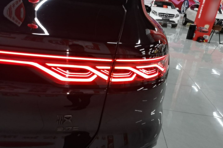 BYD Han 2023 car image #8