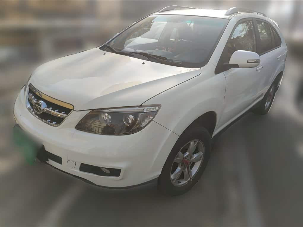 BYD S6 2015 car image 