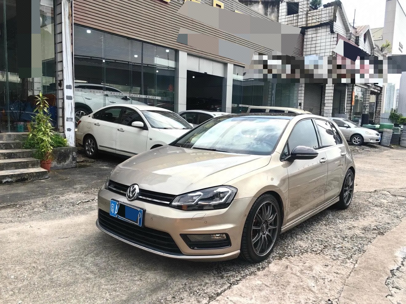 2017 2017 car image
