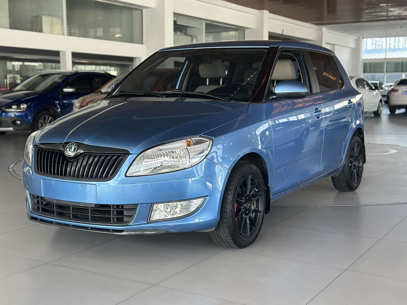 Skoda Fabia 2013 изображение автомобиля 