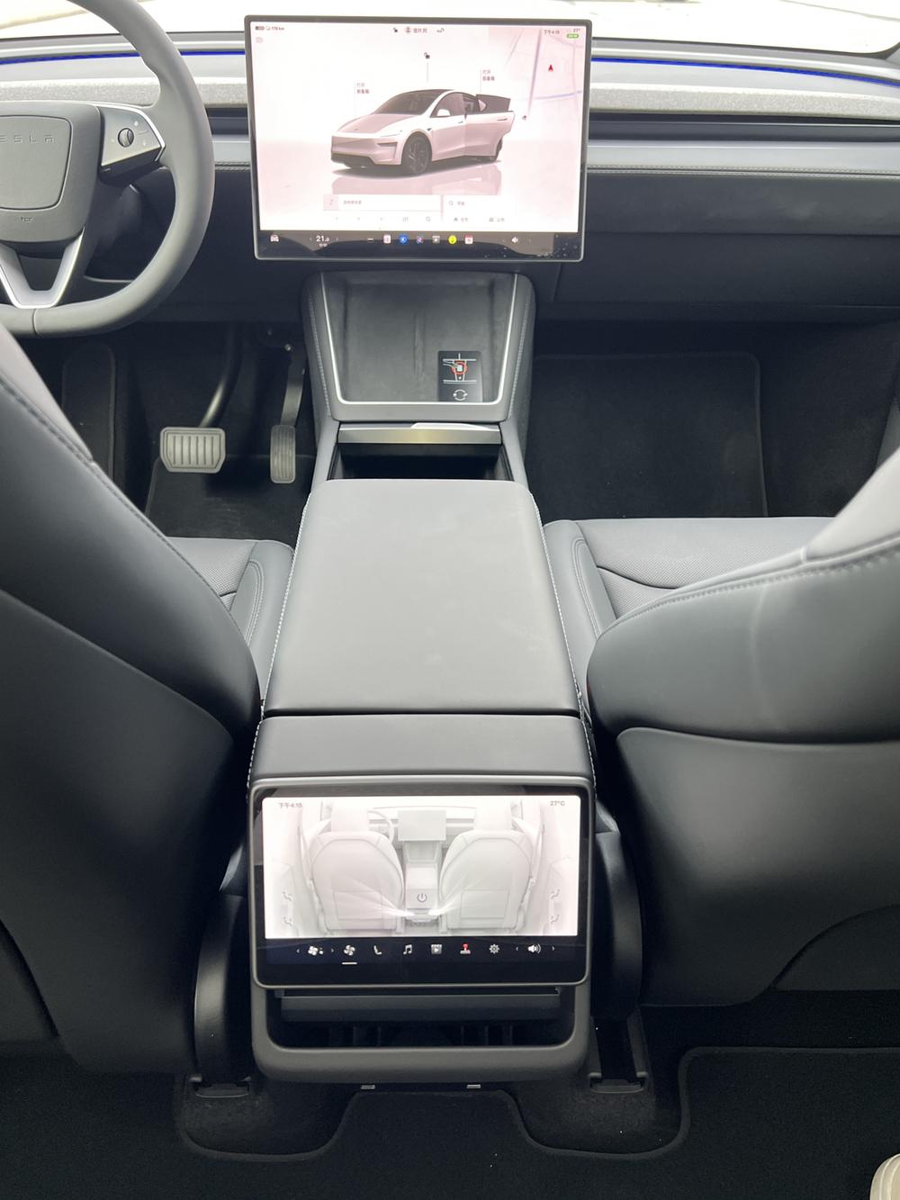 Tesla Model Y #9 Tesla Model Y car image #9