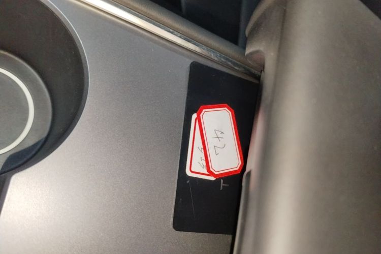 Tesla Model 3 2021 #14 Tesla Model 3 2021 car image #14
