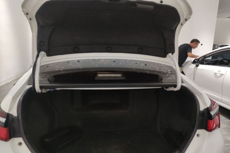 Toyota Corolla 2019 #21 Toyota Corolla 2019 car image #21