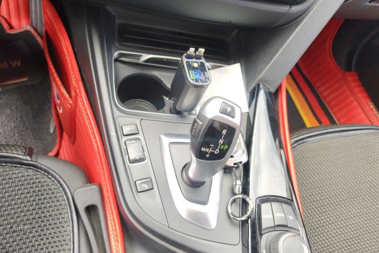 BMW 3 Series 2017 #16 BMW 3 Series 2017 car image #16