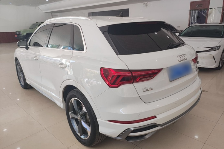 Audi Q3 2020 #5 Audi Q3 2020 car image #5