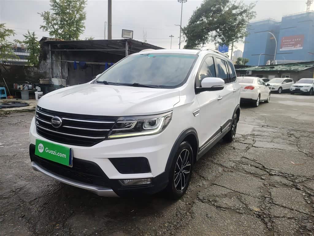 SWM X3 2018 汽车图片 