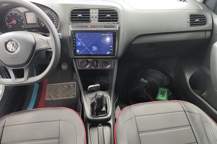 Volkswagen Polo 2016 #13 Volkswagen Polo 2016 car image #13