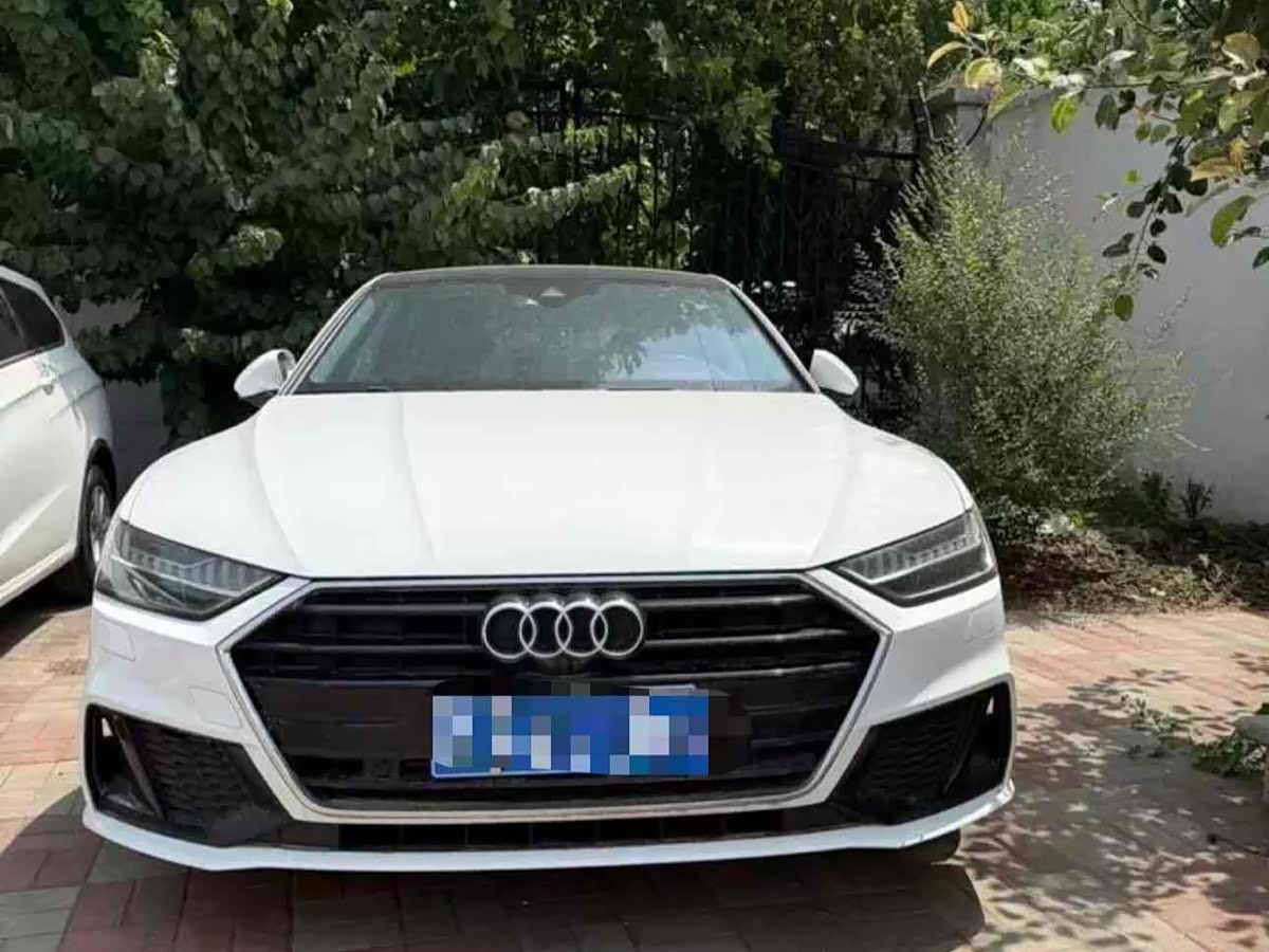 Audi A7 2021 car image 