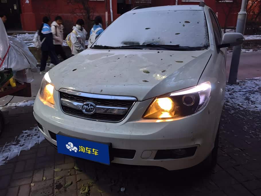 BYD S6 2014 car image 