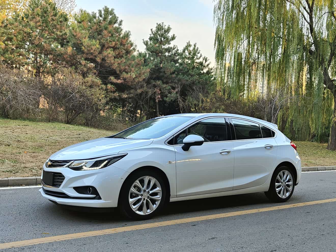 Chevrolet Cruze 2017 immagine di auto 
