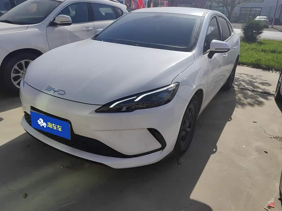 BYD Seal 05 DM-i 2025 BYD Seal 05 DM-i 2025 car image